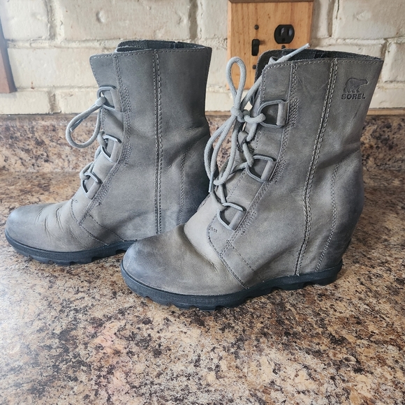 Joan of arctic wedge - Picture 9 of 10